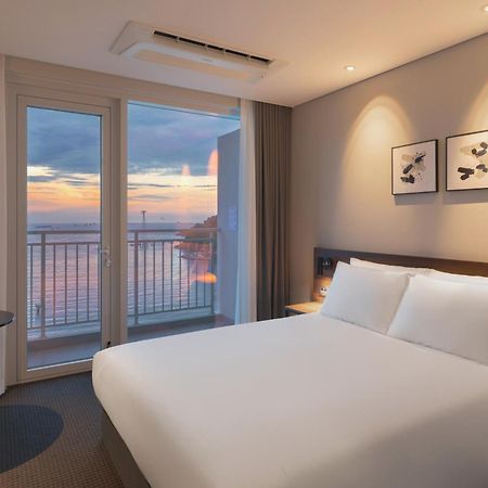 Urbanstay Busan Songdo Beach Екстериор снимка
