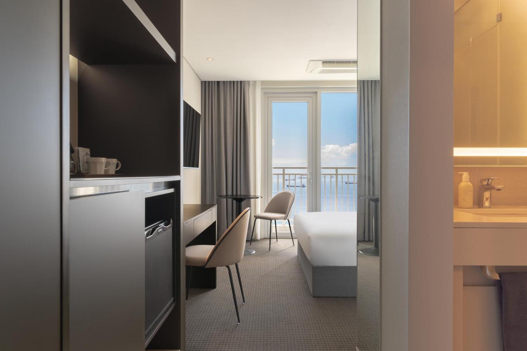 Urbanstay Busan Songdo Beach Екстериор снимка